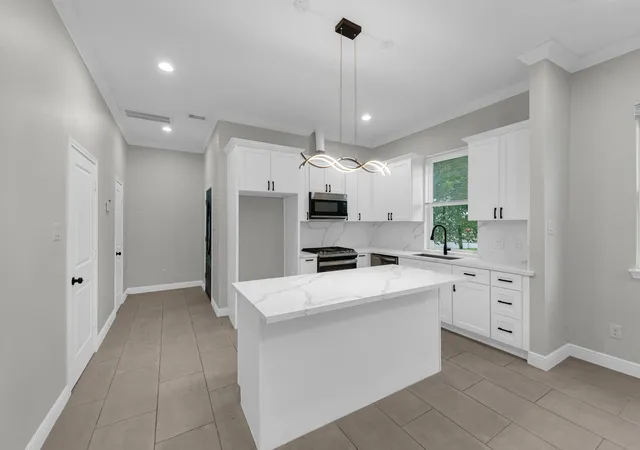 Photo 3 of Multi family home for sale at 5020 Sayers St, Houston, TX 77026 | MLS# 37068049 | Listing updated on 2026-08-13