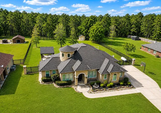 Photo 2 of Single family home for sale at 19709 Desna Dr, Porter, TX 77365 | MLS# 66326588 | Listing updated on 2026-09-13