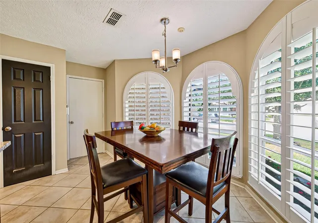 4th image of 1615 Ainsdale Dr, Houston, TX 77077 | MLS# 59314733