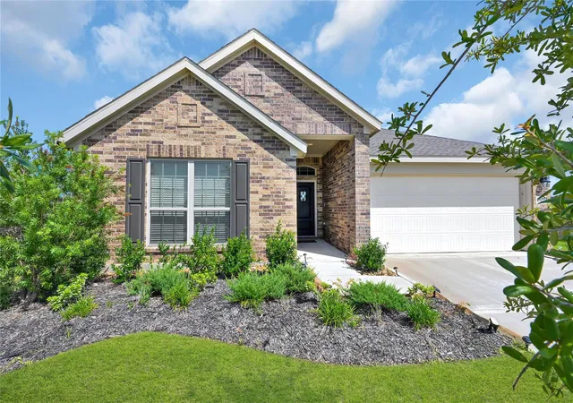Photo 1 of Single family home for sale at 4802 Penton Meadow Ln, Rosharon, TX 77583 | MLS# 79386505 | Listing updated on 2026-08-27