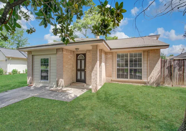 Photo 3 of Single family home for sale at 3626 Suttonford Dr, Houston, TX 77066 | MLS# 84638634 | Listing updated on 2026-09-14