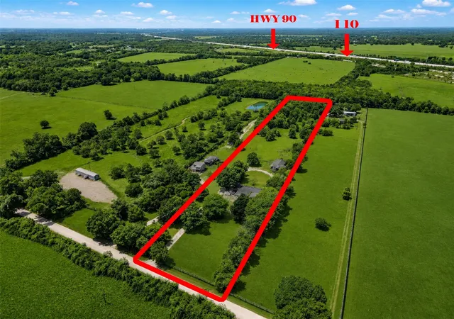 3rd image of 37164 Donigan Rd, Brookshire, TX 77423 | MLS# 77500470