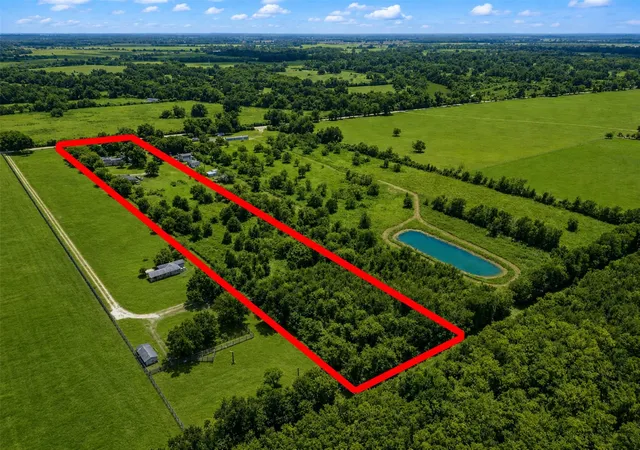 5th image of 37164 Donigan Rd, Brookshire, TX 77423 | MLS# 77500470