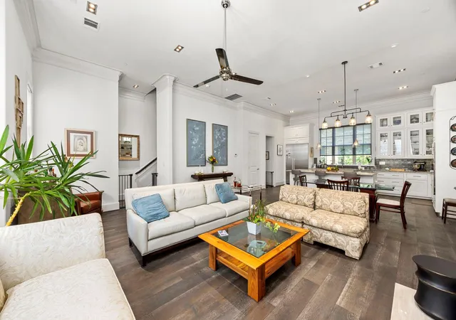 4th image of 11 Robita St, Houston, TX 77019 | MLS# 4723242