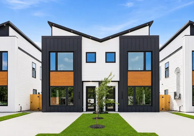 1st image of 9108 Coffee St #A-B, Houston, TX 77033 | MLS# 39686968