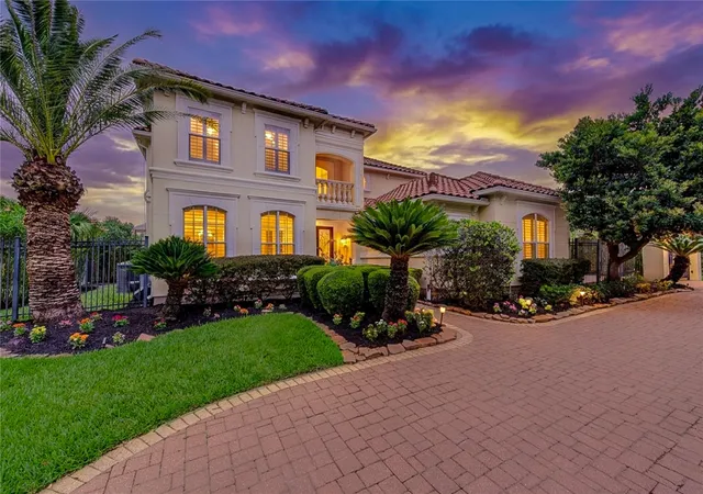 Photo 3 of Mansion for sale at 14114 Barnhart Blvd, Houston, TX 77077 | MLS# 54286502 | Listing updated on 2026-08-16