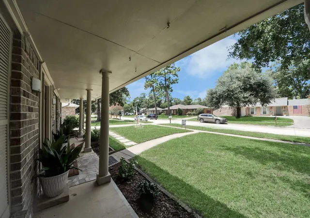 Photo 3 of Single family home for sale at 12415 Campos Dr, Houston, TX 77065 | MLS# 63290861 | Listing updated on 2026-09-12