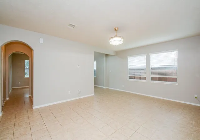 Photo 3 of Single family home for sale at 6911 Kamiah Ct, Houston, TX 77040 | MLS# 93299263 | Listing updated on 2026-09-08