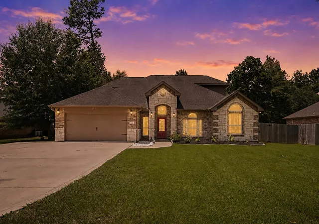 1st image of 615 Weisinger Dr, Magnolia, TX 77354 | MLS# 78262562