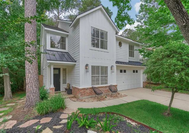 2nd image of 38 E Gaslight Pl, Spring, TX 77382 | MLS# 83060419