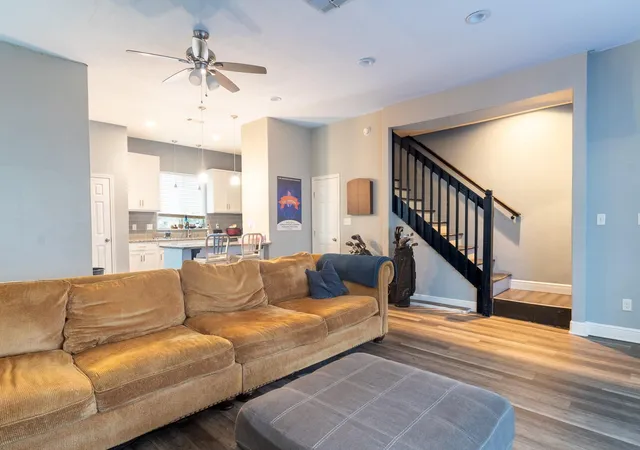 4th image of 1421 Avenue 20 1/2 St #A /B, Huntsville, TX 77340 | MLS# 28364071