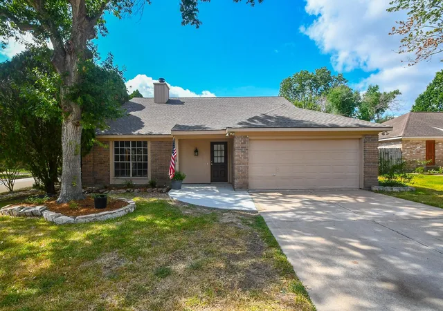 Photo 2 of Single family home for sale at 21707 Park Valley Dr, Katy, TX 77450 | MLS# 80641328 | Listing updated on 2026-09-12
