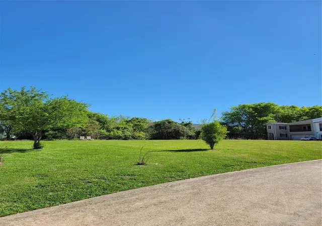 2nd image of 102 Capetown Wy, Conroe, TX 77356 | MLS# 10731852