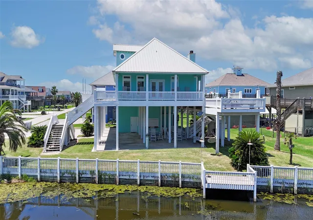 2nd image of 942 Kent, Port Bolivar, TX 77650 | MLS# 96314145