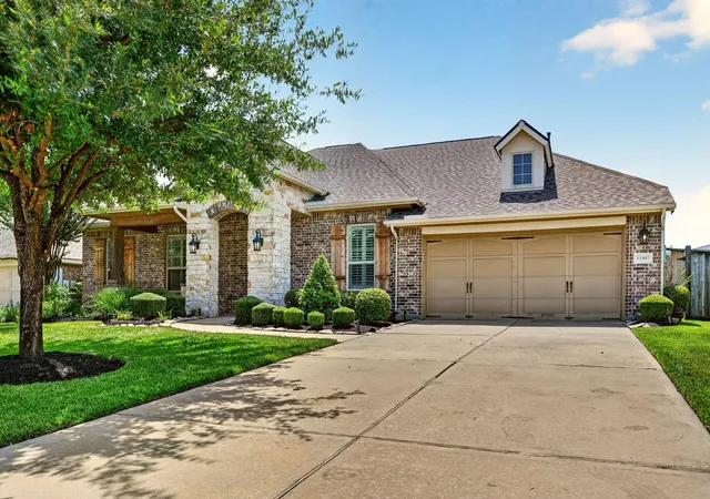 Photo 4 of Single family home for sale at 31507 Orchard Hl Ln, Spring, TX 77386 | MLS# 26795725 | Listing updated on 2026-08-23