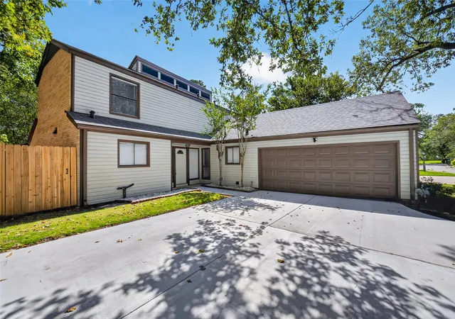 1st image of 1746 Cloister Dr #6, Crosby, TX 77532 | MLS# 37971110