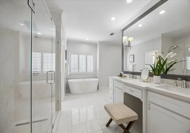 Photo 3 of Sale Pending at 4111 Sunset Blvd, Houston, TX 77005 | MLS# 80018505 | Listing updated on 2026-09-01