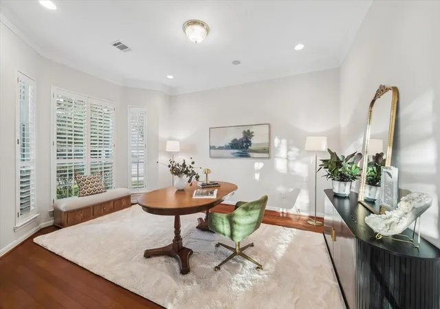 3rd image of 5353 Hidalgo St, Houston, TX 77056 | MLS# 10989826