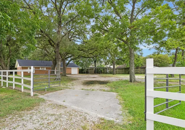Photo 1 of Single family home for sale at 5615 Spring Cypress Rd, Spring, TX 77379 | MLS# 17446030 | Listing updated on 2026-08-12
