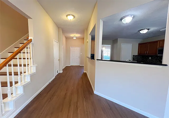 4th image of 16915 Lighthouse View Dr, Friendswood, TX 77546 | MLS# 48845456