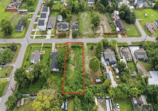2nd image of 6815 Bacher St, Houston, TX 77028 | MLS# 37197671
