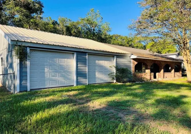 Photo 1 of Single family home for sale at 142 County Road 322, Cleveland, TX 77327 | MLS# 95590790 | Listing updated on 2026-08-31