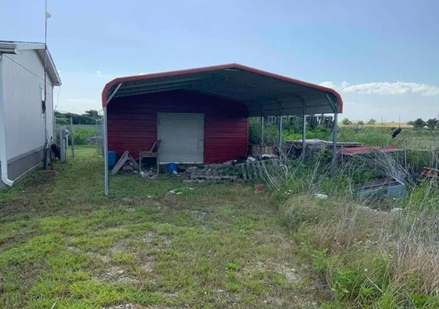 4th image of 112 Terri Dr, Collinsville, TX 76233 | MLS# 64014707