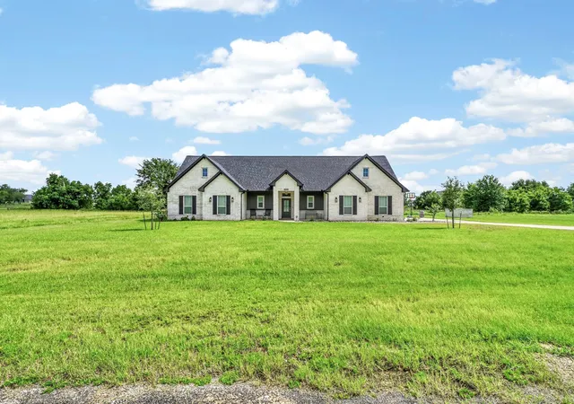 Photo 1 of Single family home for sale at 10104 Crown Point, Iola, TX 77861 | MLS# 71016031 | Listing updated on 2026-08-11