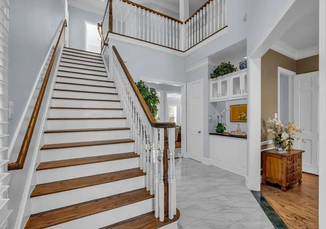 5th image of 41 Wynden Oaks Dr, Houston, TX 77056 | MLS# 58079049