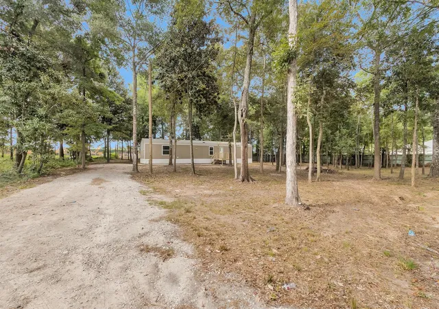 2nd image of 27378 Kingport Dr, Splendora, TX 77372 | MLS# 96323843