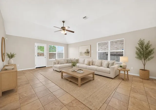5th image of 1434 Monterra Pt, Fresno, TX 77545 | MLS# 30680050