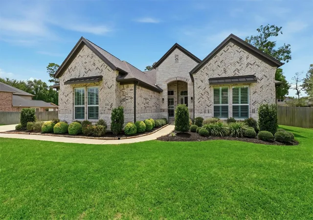 4th image of 1006 Prescott Dr, Conroe, TX 77301 | MLS# 95302411