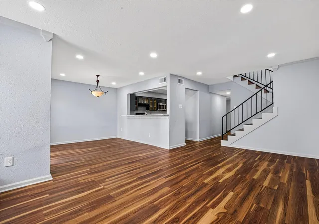 Photo 4 of Sale Pending at 7365 Antoine Dr, Houston, TX 77088 | MLS# 22365589 | Listing updated on 2026-09-13