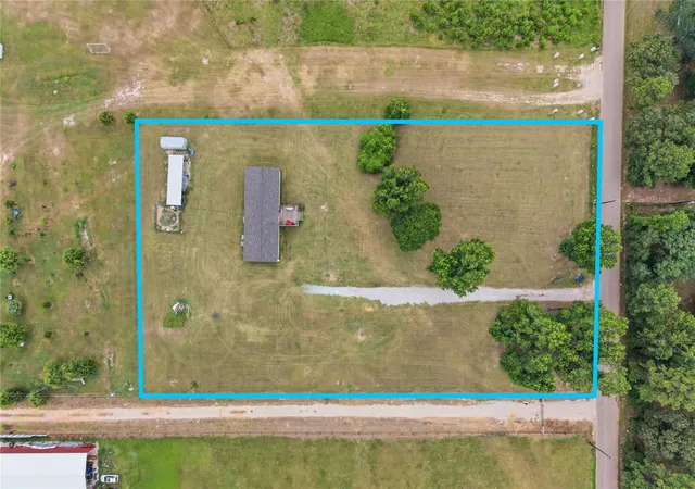 Photo 3 of Single family home for sale at 18492 Parker Rd, Cleveland, TX 77328 | MLS# 82870643 | Listing updated on 2026-08-17