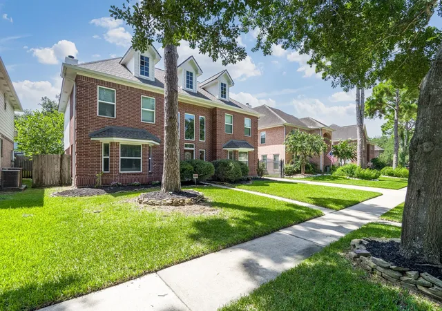 Photo 2 of Single family home for sale at 8814 Apple Ml Dr, Houston, TX 77095 | MLS# 93852005 | Listing updated on 2026-09-19