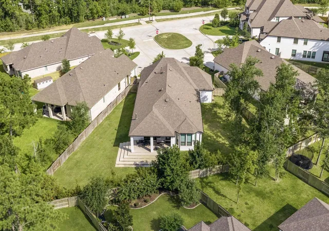 Photo 2 of Single family home for sale at 112 Morning Nook Ct, Montgomery, TX 77316 | MLS# 16005265 | Listing updated on 2026-08-29