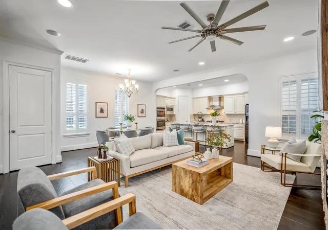 4th image of 908 Amelia St, Sugar Land, TX 77478 | MLS# 90989532