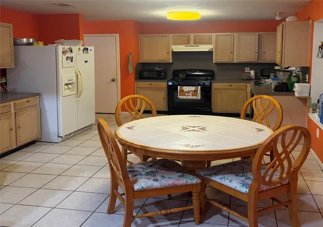 Photo 2 of Single family home for sale at 3010 Greenbriar Springs Dr, Houston, TX 77073 | MLS# 58044258 | Listing updated on 2026-08-31
