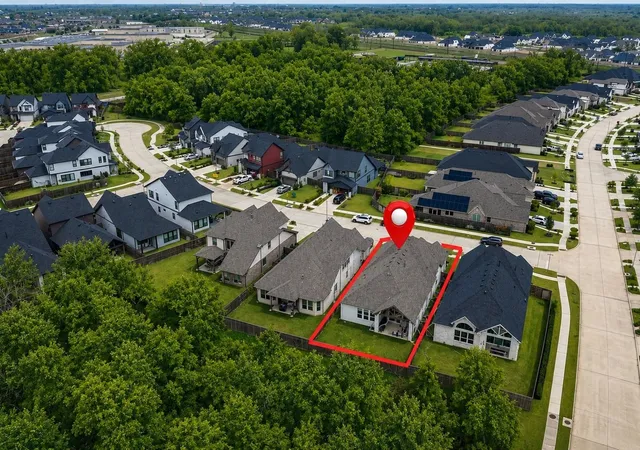 Photo 4 of Single family home for sale at 1407 Emma Lake Dr, Missouri City, TX 77459 | MLS# 58202404 | Listing updated on 2026-09-02