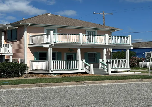 Photo 2 of Single family home for sale at 1615 16th Street, Galveston, TX 77550 | MLS# 73003796 | Listing updated on 2026-08-13