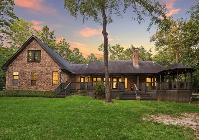 2nd image of 263 Dogwood Ln, Huntsville, TX 77320 | MLS# 80671177
