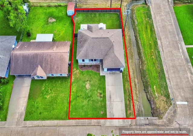 31st image of 511 Sycamore Street, Lake Jackson, TX 77566 | MLS# 22728121