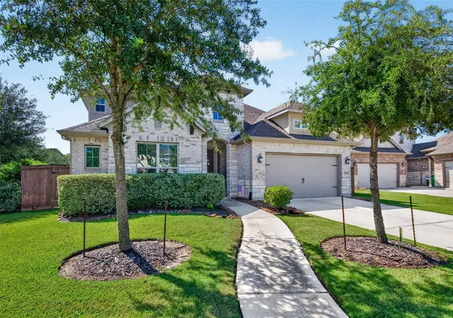 Photo 2 of Sale Pending at 13118 Six Rivers Dr, Humble, TX 77346 | MLS# 23137960 | Listing updated on 2026-09-16