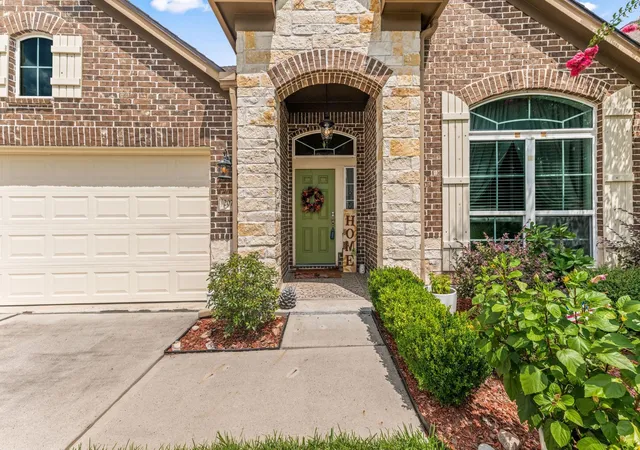 Photo 4 of Single family home for sale at 20706 Falling Cypress Ct, Humble, TX 77338 | MLS# 44681938 | Listing updated on 2026-09-15