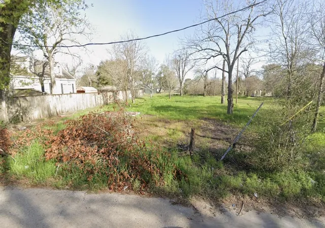 Photo 3 of Land for sale at 328 Austin St, Sealy, TX 77474 | MLS# 8732556 | Listing updated on 2026-08-14