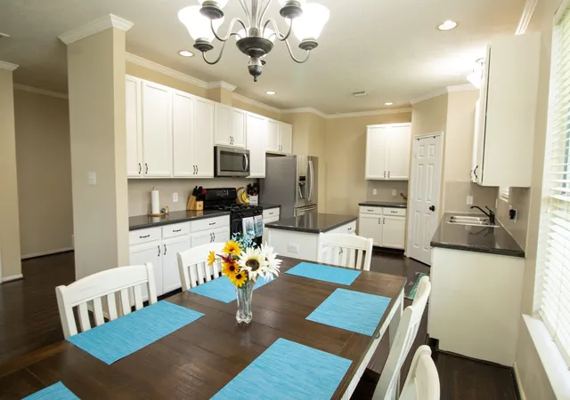 Photo 3 of Single family home for sale at 901 Bay Area Blvd, League City, TX 77573 | MLS# 37087810 | Listing updated on 2026-09-19