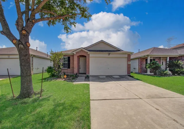 Photo 1 of Single family home for sale at 9214 Brandon Chase Ln, Richmond, TX 77407 | MLS# 82772221 | Listing updated on 2026-08-14