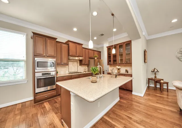 1st image of 12255 Oxford Crescent Cir, Houston, TX 77082 | MLS# 63685398