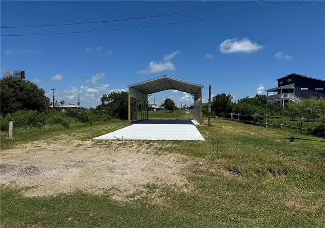 Photo 4 of Land for sale at 976 E Verdie Dr, Port Bolivar, TX 77650 | MLS# 15967528 | Listing updated on 2026-08-25