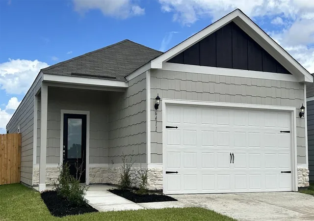 1st image of 6411 Winter Elm St, Houston, TX 77048 | MLS# 15856439